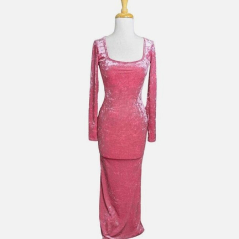 Anthropologie Delfi Collective Slim Velvet Maxi Dress XS Pink